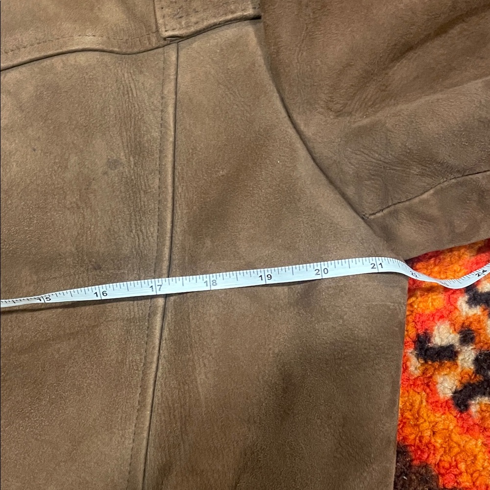 Men's Brown Suede Shearling Jacket. - Picture 6 of 11